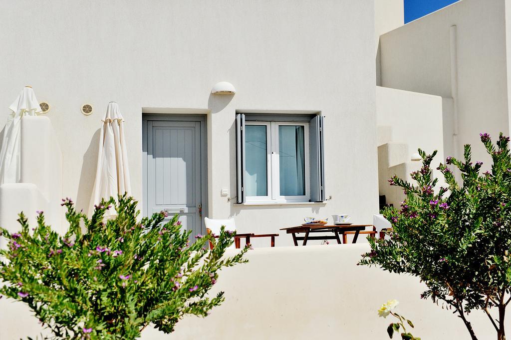 Tsakanos Home Adamantas  Exterior photo